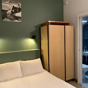 Apartment Centre Shufu